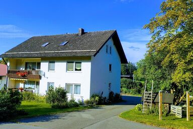 Ferienwohnung bei Waldmünchen mit Wald- und Wiesenumgebung