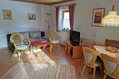 Haus Haidweg Wohnung 1 - 2 Zimmer, ca. 50 qm für 2-4 Personen im Erdgeschoss mit Terrasse und direktem Zugang zum Garten