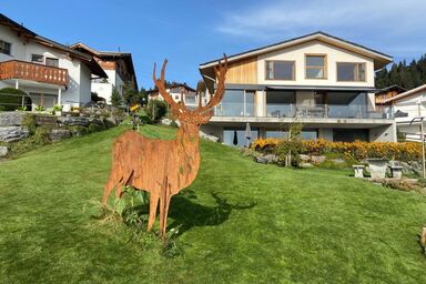 Casa Admisa, (Flims Dorf). 3.5 Ferienwohnung, 2 Duschen, 2 WC, 85 m2, für max. 4 Erwachsene und 2 Kinder