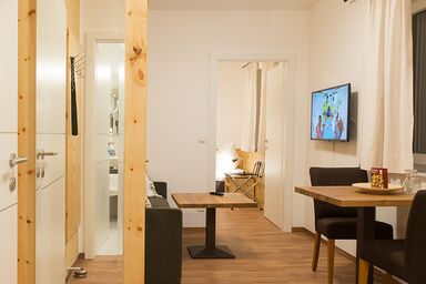 Wirtshausbrennerei Krenn - Juniorsuite Druide „mit Küchenzeile und Twin-Bed“