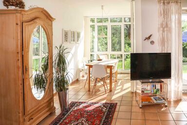 Ferienwohnung Birner - Sonnige 1-Zimmer Ferienwohnung 42 qm mit Bergblick, Terrasse und Garten