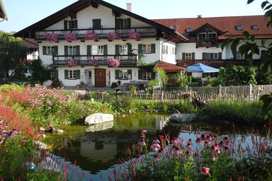 Wachingerhof - Ferienwohnung Holunder 55 qm bis 2 Per., 2. OG, 1 sep. Schlafzimmer, Südbalkon