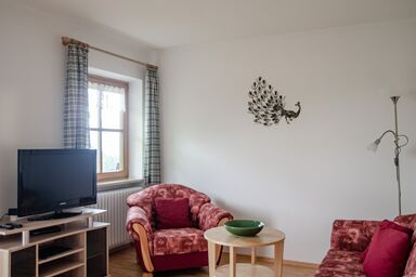 Landhaus Mesnerbauer - Ferienwohnung Staufenblick für- 2 Personen, 50 qm, Balkon mit freiem Blick in die Berge