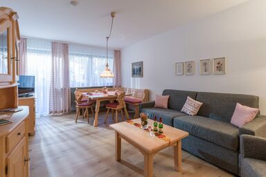 Ferienwohnanlage Oberaudorf - C1-2-Zimmer-Ferienwohnung, 50qm, 1 Schlafzimmer, Balkon