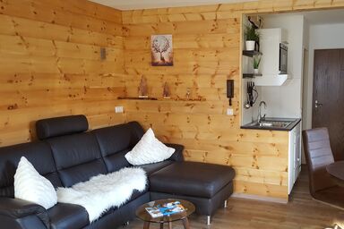 Zirbenstüberl - Chiemgau Karte - Ferienwohnung für 2 bis 3 Personen, 1 Wohn-Schlafraum, 35m²