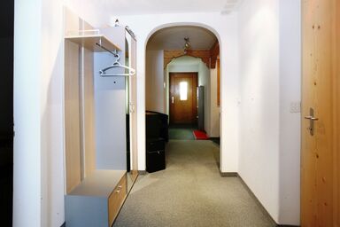 Tgèsa Pazzola Huonder-Monn - 005.01 Ferienwohnung mit Dusche/WC für max. 5 Personen