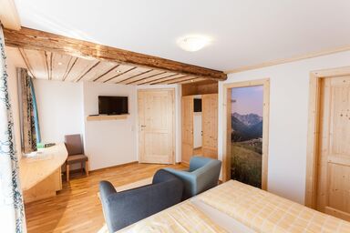Alpenhotel Wanderniki - Doppelzimmer Steineckenblick