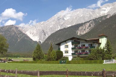 Adlerhof Ferienwohnungen - Fewo Inntalblick, DU/WC, 2 Schlafzi.