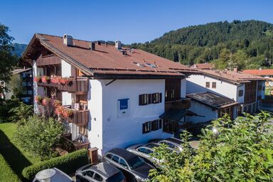 Ferienwohnungen Trinkl - Freihaus, 3-Zi.- Maisonette, 1. OG, 2 Balkone, West