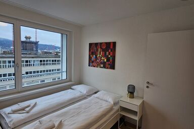 ZH Red 3 - Letzigrund HITrental Apartment