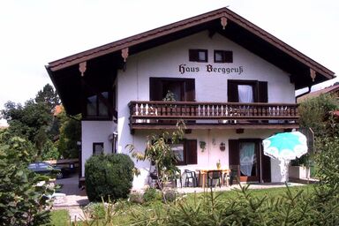 Ferienwohnung im Erdgeschoß mit Terrasse