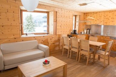 Family accommodation Oberbergstrassse for 5 persons Parpan