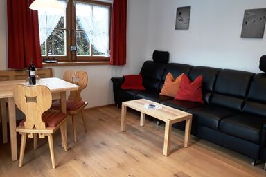 Anna-Maria - Drei-Raum-Ferienwohnung (2) 75qm, 2 separate Schlafzimmer, Küche und Terrasse