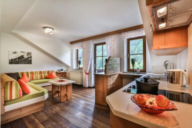 Gästehaus Steinberg - Reiteralpe - 2-Zimmer-Ferienwohnung, 2 Personen, Süd-u.Westbalkon, 52 qm, Küche