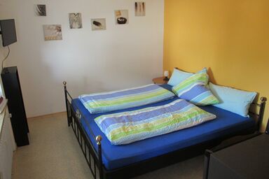 Vogelnest - Ferienwohnung Vogelnest (22qm) ohne Küche mit Doppelbett und Balkon