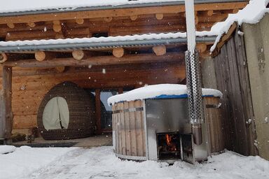 Willis Hütte - Chaletwohnung Zirbenstubn mit Zirben-Lehm-Sauna