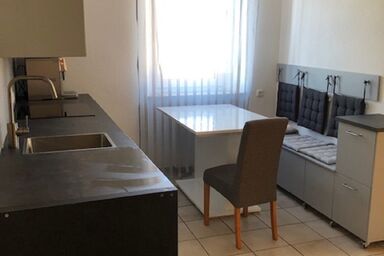 Ferienwohnung Heim - Ferienwohnung Heim (80qm) in zentraler Lage mit kostenlosem Wlan