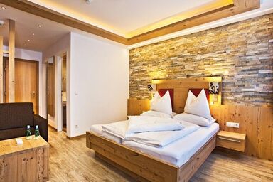 Landhotel Alpenhof - Zimmer "Mitterspitz ohne Balkon", ab 7 Nächten