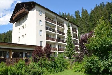 Cristallina I, (Laax Uletsch). 3 Zimmerwohnung