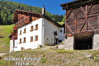 Agrotourismus Pütschai Josom, (Sta. Maria - Santa Maria Val Müstair).