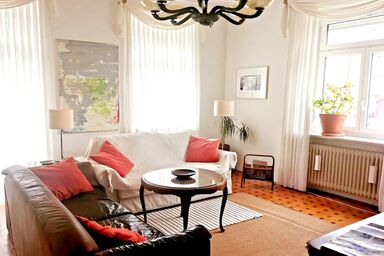 Villa Rosen - Ferienwohnungen - Ferienwohnung Elise für 1 - 6 Personen, 92 qm mit Balkon in jedem Zimmer