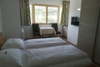 Seehaus Schirg - Doppelzimmer 1. Stock mit Seeblick