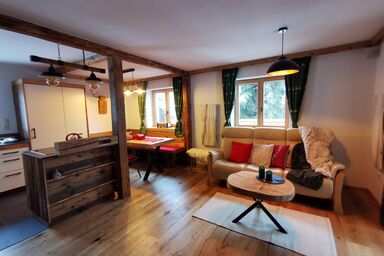 ALMNEST - LACHTAL - Ferienhaus mit 2 Schlafzimmern und Sauna