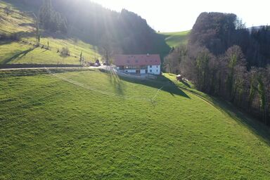 Appartements - Ferme La Joux-Chaupe, (St-Ursanne). Ferienwohnung - L’Eterlou