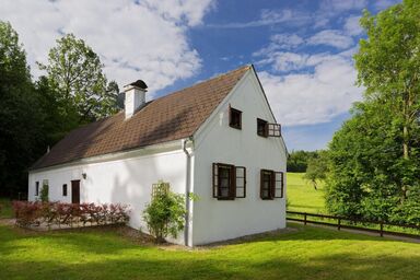 Freistehendes Ferienhaus mit Garten für erholsamen Urlaub in der Nähe zum Schloss