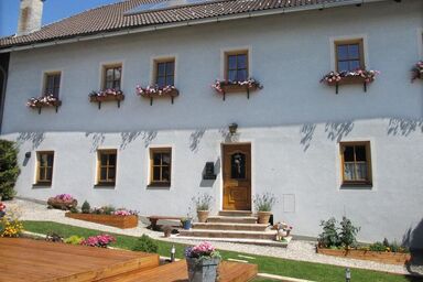 Ferienhaus in Lessach mit Garten, Grill und Terrasse und schöner Aussicht