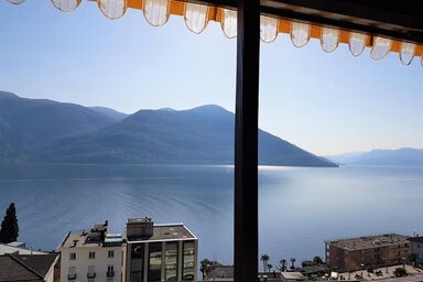 "Dolce vista", grosszügige 3 Zi-Whg. mit fabelhaftem Ausblick über die Dächer von Brissago