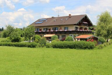 Kurparkpension Stephan - Doppelzimmer Nr.15 mit Dusche und WC