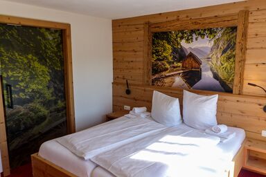 Alpenpension Ettlerlehen - Doppelzimmer Nr. 2, Balkon, TV, W-LAN, Haarfön, Sitzecke, Obergeschoss, Südseite