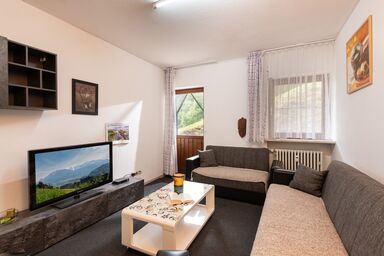 Bergschlössl Oberaudorf - Ferienwohnung Nr. 4, 44qm mit Balkon und Bergblick