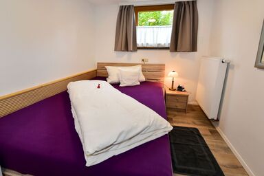 Ferienwohnungen Angela - Ferienwohnung 4 "Purple Apartment" mit 48 qm, 1 Schlafzimmer, max. 3 Personen