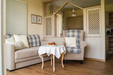 Haus am Kurpark - Ferienwohnung mit Balkon und Blick in den Garten