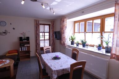 Gillingerhof - Ferienwohnung Hofblick (55qm) behindertengerecht mit Terrasse für 2 Personen