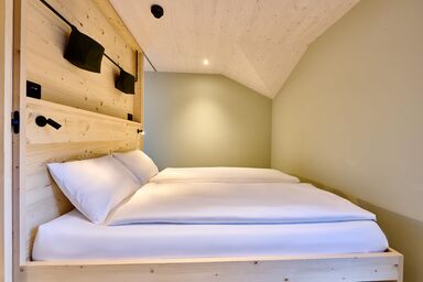 Apart Hotel Adelboden am Dorfplatz - Mountain Lab Loft AppartmentBest Price 3-4 Nächte