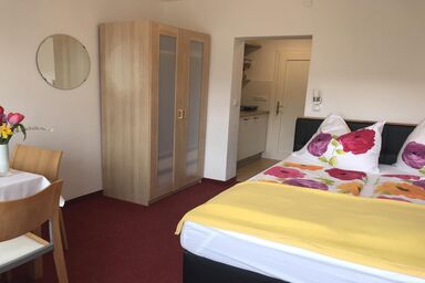 Haus Lindenweg - Appartement5 für 2 Personen mit Küche, Bad, Balkon