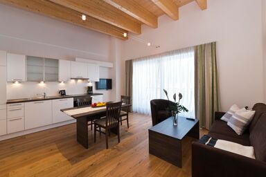DolomitRoyal Apartments GmbH - Appartement 2-4 Personen ohne Sauna 50 m AOS01