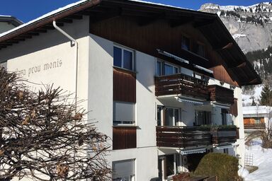 Prau Monis, (Flims Dorf). 4 Zimmerwohnung