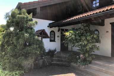 Wohnung in Reifing mit Großer Terrasse