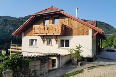 Appartements - Centre NatUrsanne, (St-Ursanne). Ferienwohnung Le Doubs (1-3 Pers.)