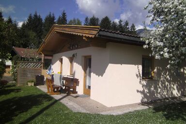 Bungalow mit großem Garten