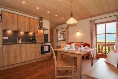 Weissenhof - Chiemgau Karte - Ferienwohnung Morgensunn für 4 Personen, 2 Schlafzimmer, Balkon, 49 qm