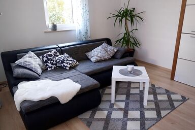 Ferienwohnung Düsel - Helle und gemütliche Ferienwohnung Emmi (56 qm)