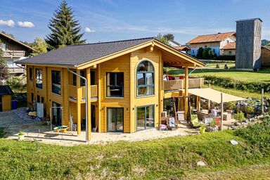 Blockhaus am Baumwipfelpfad - kleine Ferienwohnung - Spechthöhle