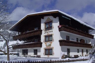 Appartementhaus Alpina - Familie Rauth - FeWo "Sonne" -Wohn/Schlafraum/DU,WC,TV