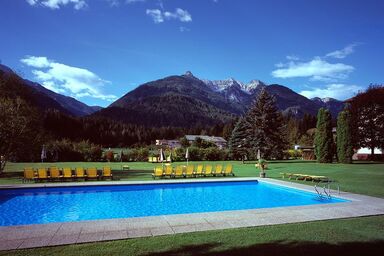 Waldpension Putz - Doppelzimmer, Dusche oder Bad, WC, Süd