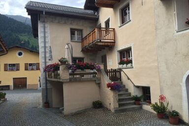 Ferienwohnung Chasa Puntin EG, (Sta. Maria - Santa Maria Val Müstair).